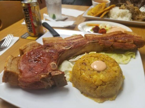 Miguelo's Cafe & Bar