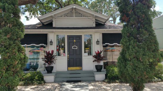 Bungalow Boutique and Gifts