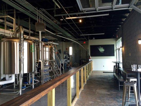 De Bine Brewing Co