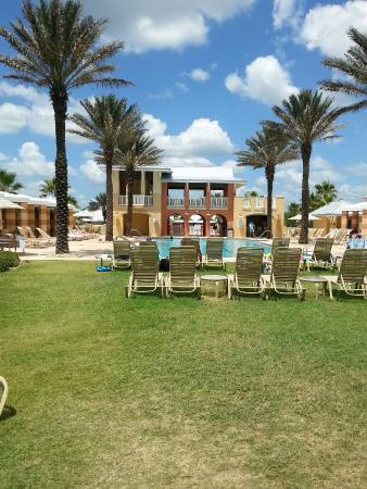Cinnamon Beach Grill