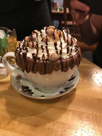 Cream Parlor
