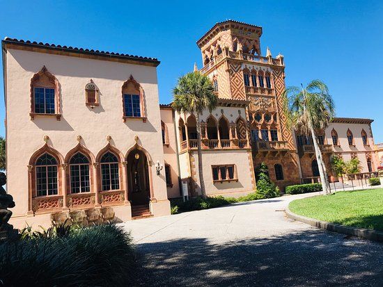 Ringling College Galleries and Exhibitions