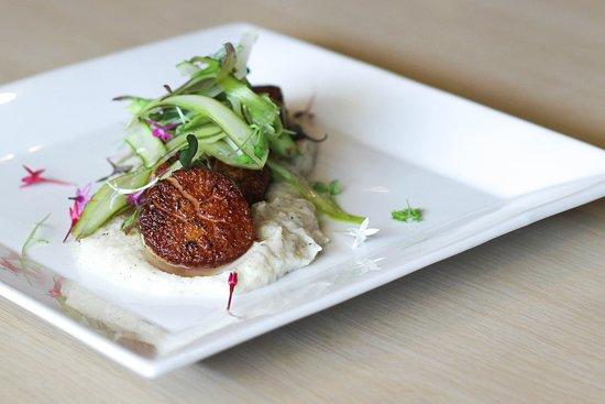 Captain Bill's Gulfside Tavern