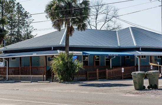 Blue Moon Bar & Grill