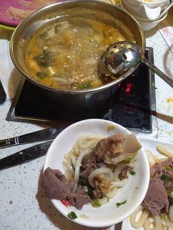 Nine Spices Hot Pot