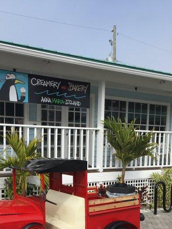 Anna Maria Island Creamery and Bakery