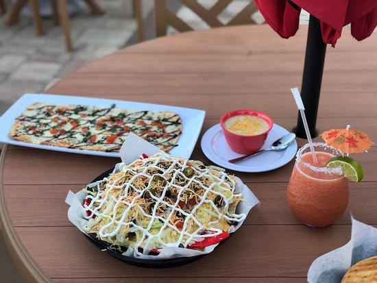 Ebb Tide Poolside Bar & Grill