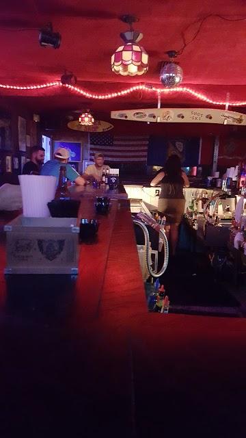 Sandshaker Lounge