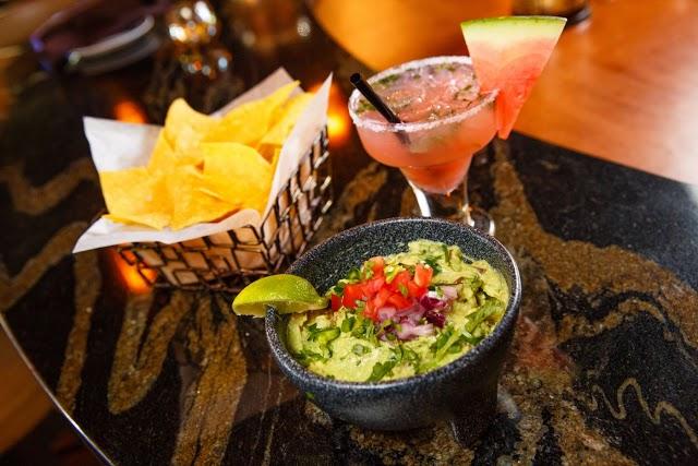 AGAVE Naples Better Mexican