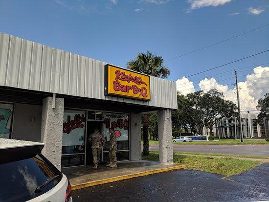Kinfolks Bar-B-Q