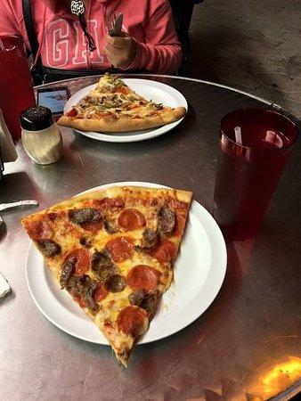 Downtown Pizza