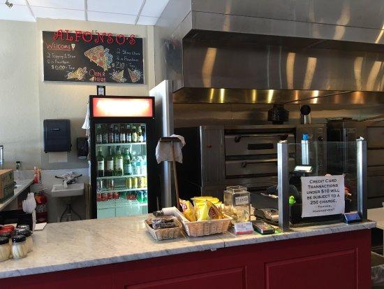 Alfonso's Pizzeria