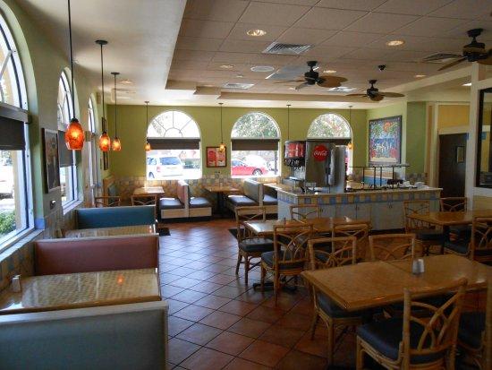 Pollo Tropical