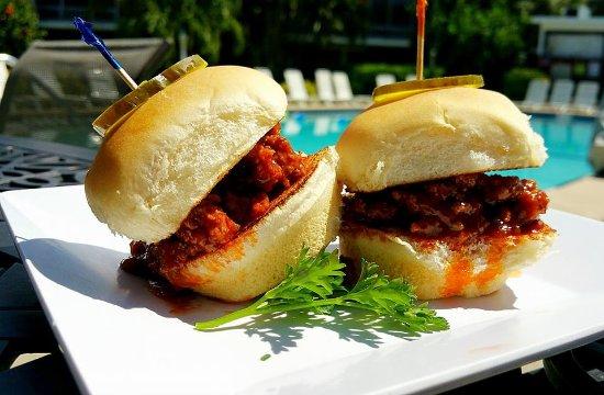 Tiki Hut Bar & Grill