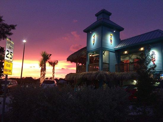 Nokomo's Sunset Hut