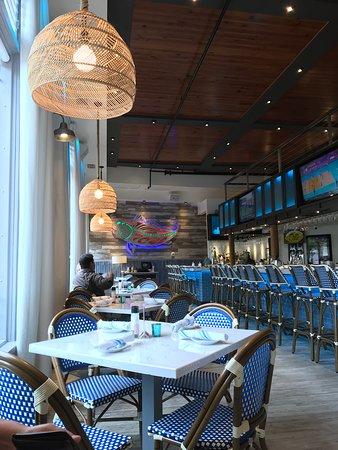 Izzy's Fish and Oyster