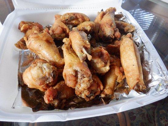 Finger Lickin BBQ & Wings