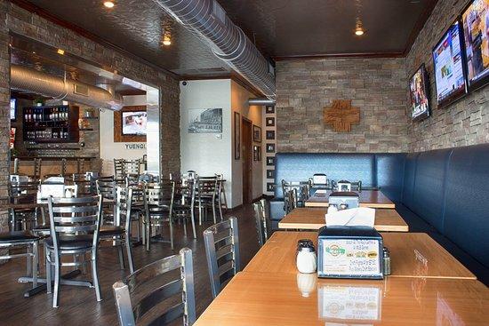 Mike's Pizza and Pub