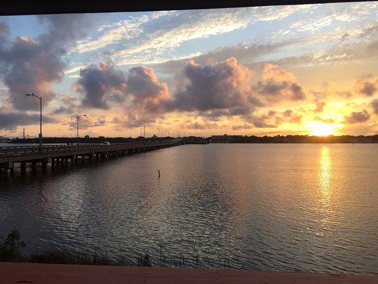 Snowbirds Bar and Grill