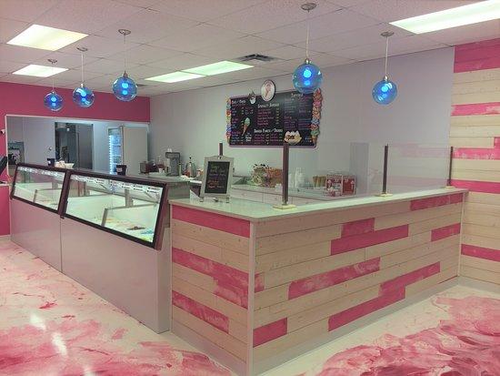 Naples Ice Cream Shoppe