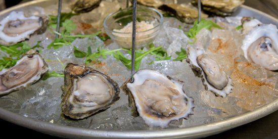 Bunky's Raw Bar & Seafood Grille