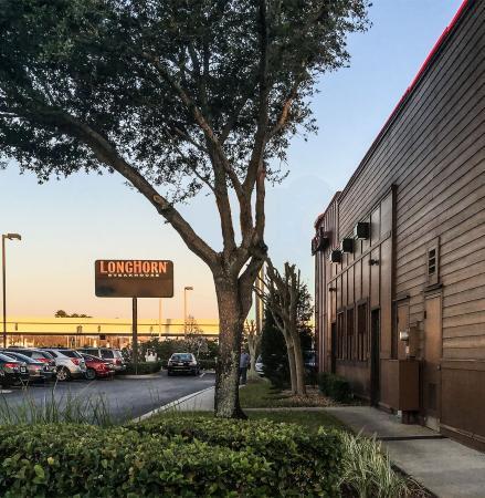 LongHorn Steakhouse