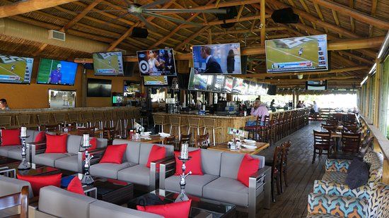 Upper Deck Ale & Sports Grille
