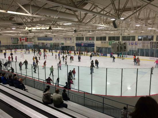 RDV Sportsplex Ice Den
