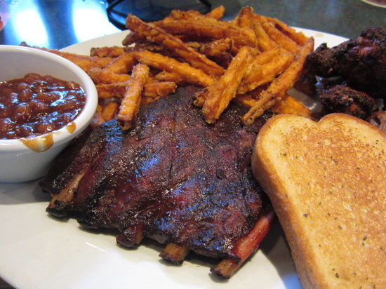 Smokey Bones Bar & Fire Grill