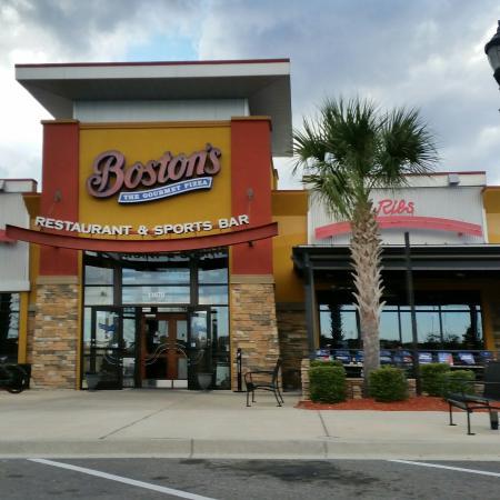 Boston's Restaurant & Sports Bar