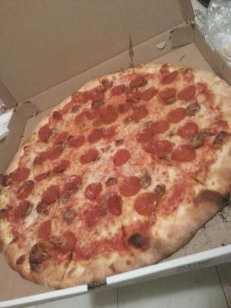 Giant Pizza