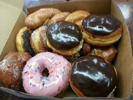 Dandee Donut Factory