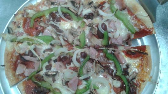 Ntinos Pizzeria & Restaurant