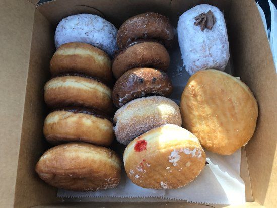 Trackside Donuts and Cafe