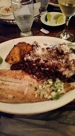 Vila's Mexican & Cuban Cuisine
