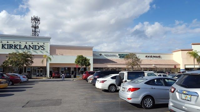 Coral Way Shopping Area