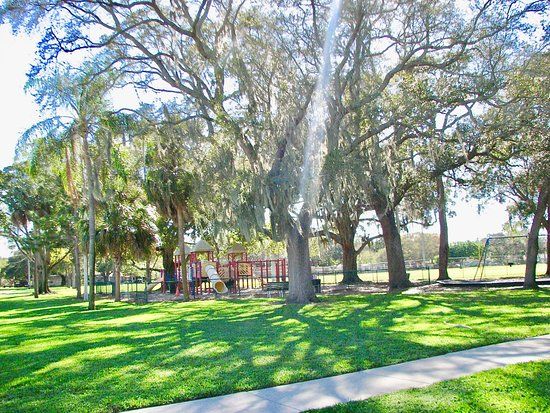 Azalea Park