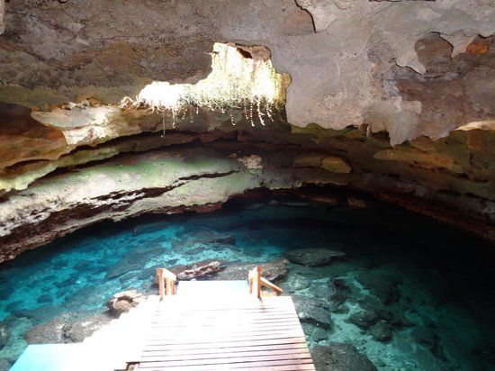 Devil's Den Prehistoric Spring