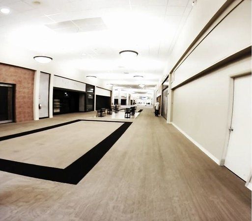 Ponce de Leon Mall