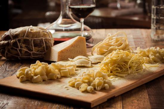 Louie Bossi's Ristorante Bar Pizzeria