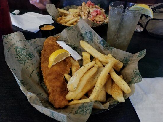 Maloney's Local Irish Pub